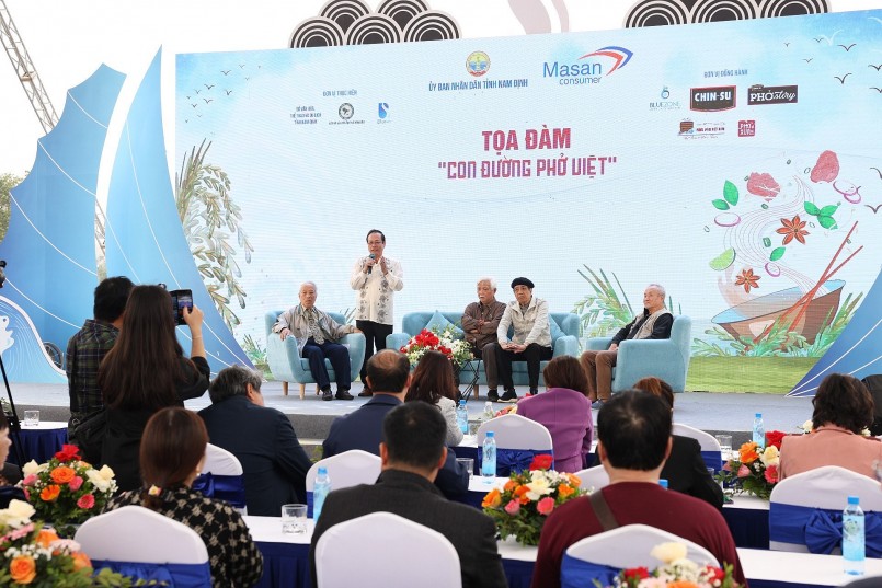 Nhà nghiên cứu văn hóa ẩm thực Lê Tân chủ trì toạ đàm “Con đường phở Việt”
