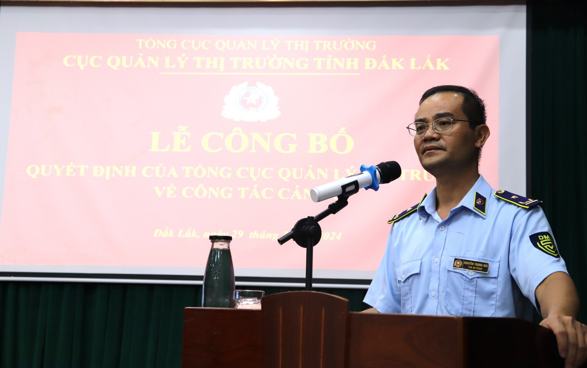 Ông Nguyễn Trọng Hải – tân Phó Đội trưởng Đội Quản lý thị trường phát biểu tại buổi lễ.