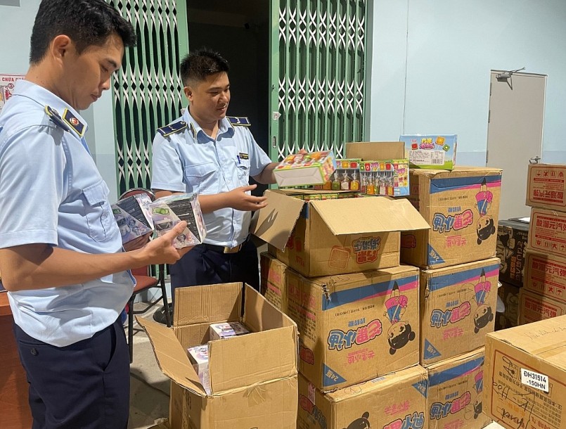 Phú Yên: Tạm giữ hơn 33.000 sản phẩm bánh kẹo không hóa đơn chứng từ