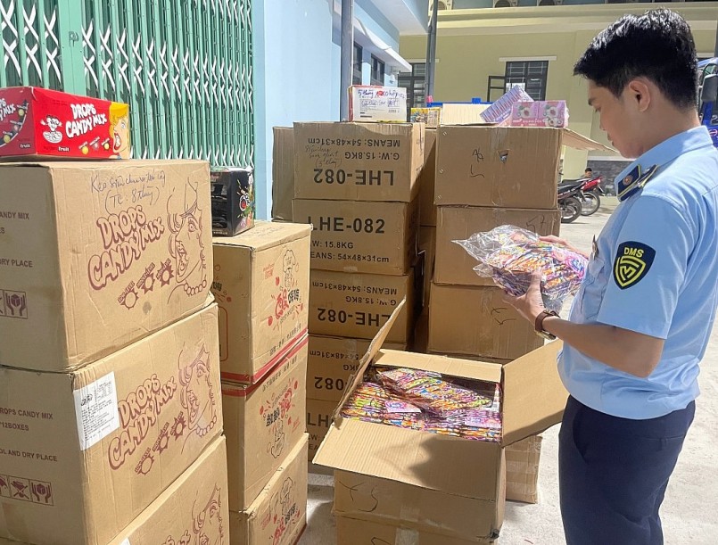 Phú Yên: Tạm giữ hơn 33.000 sản phẩm bánh kẹo không hóa đơn chứng từ
