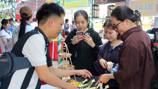 Hội chợ “Tôn vinh sản phẩm Việt”: Cơ hội mở rộng thị trường tiêu thụ sản phẩm OCOP