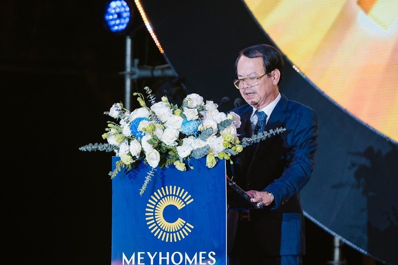 Ông Nguyễn Minh Ngọc - Phó Chủ tịch HĐQT Tập đoàn Tân Á Đại Thành, kiêm Chủ tịch Công ty Bất động sản Tập đoàn Tân Á Đại Thành - Meyland, phát biểu tại sự kiện