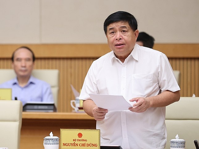 Bộ trưởng Bộ Kế hoạch và Đầu tư Nguyễn Chí Dũng nêu dự báo 2 kịch bản tăng trưởng của năm 2024.