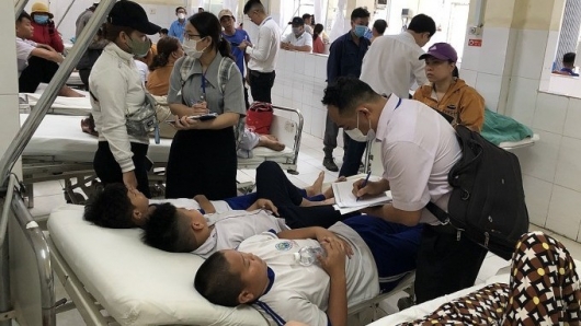 Thông tin mới nhất về vụ một học sinh tử vong, nhiều em nhập viện ở Khánh Hoà