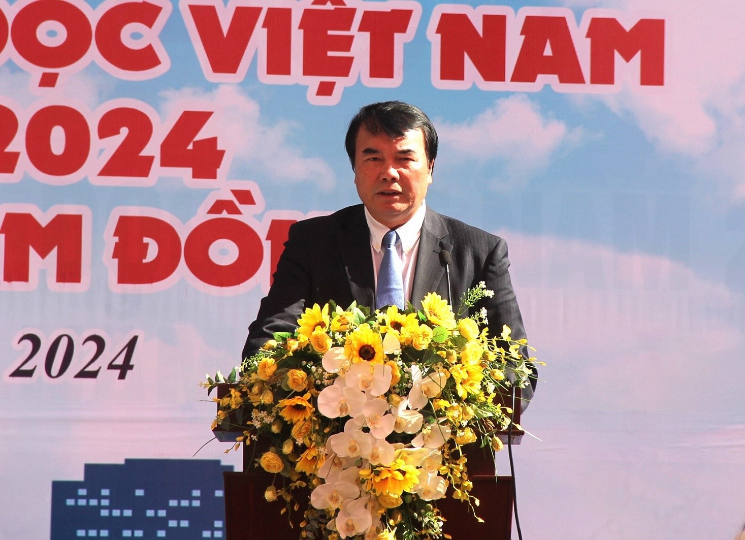 Ông Phạm S- Phó Chủ tịch UBND tỉnh Lâm Đồng phát biểu tại khai mạc.