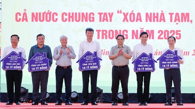 Thủ tướng Phạm Minh Chính: "Ai có gì góp nấy" phấn đấu xóa nhà tạm, nhà dột nát trong năm 2025
