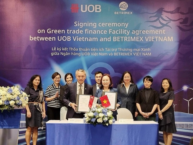 UOB Việt Nam ký kết thỏa thuận tiện ích tài trợ thương mại xanh với Betrimex.