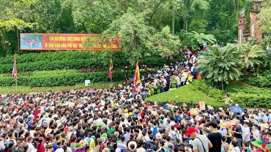 Phú Thọ đón 3 triệu lượt khách dịp Giỗ Tổ Hùng Vương