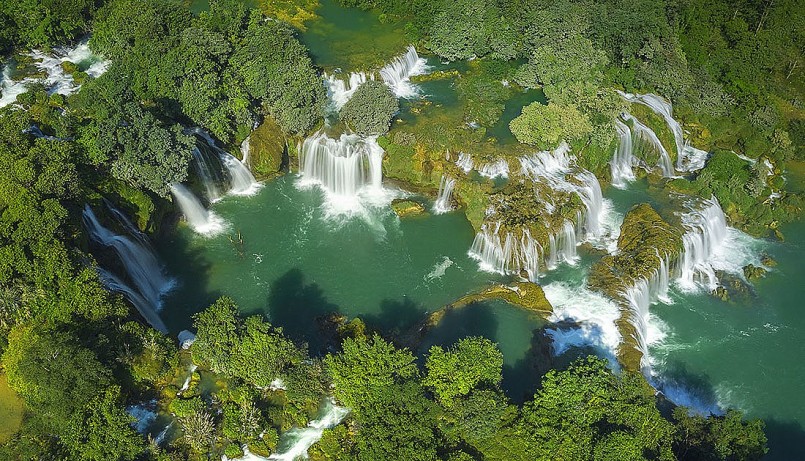 Thác Bản Giốc lọt top 21 thác nước đẹp nhất thế giới. Ảnh Trần Bảo Hoà
