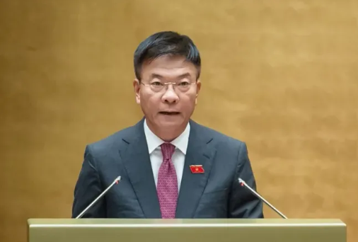 Bộ trưởng Bộ Tư pháp Lê Thành Long được Quốc hội phê chuẩn bổ nhiệm làm Phó Thủ tướng.