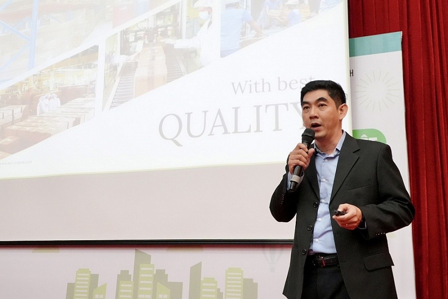 Ông Vương Ngọc Dũng, Giám đốc Marketting Công ty SCC chia sẻ kinh nghiệm xây dựng thương hiệu để doanh nghiệp tiếp cận thị trường khó tính của quốc tế trong xuất khẩu.