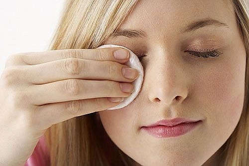 Những biện pháp bảo vệ mắt khỏi tác hại của tia UV