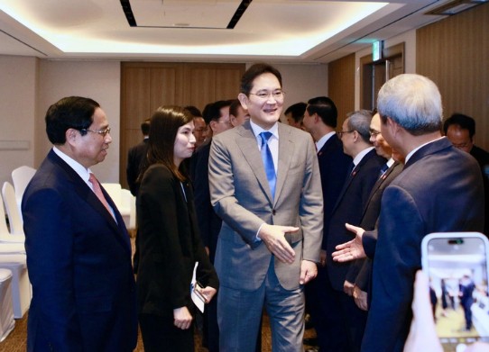 Chủ tịch Samsung hé lộ kế hoạch đầu tư vào Việt Nam trong 3 năm tới