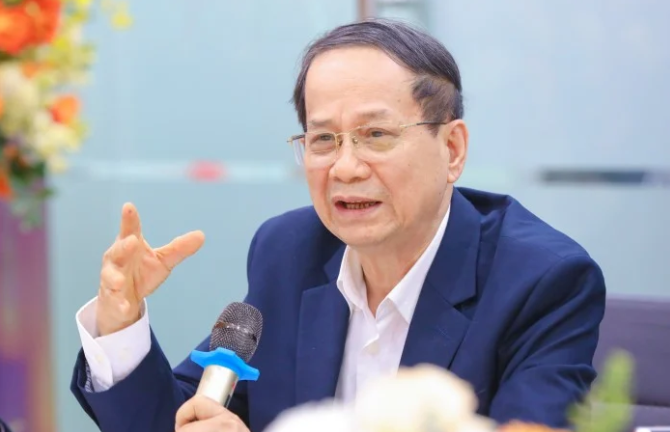 Chuyên gia kinh tế Ngô Trí Long.