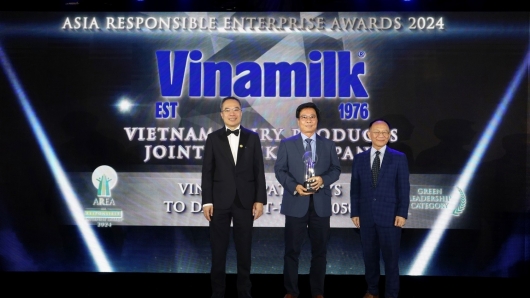 Chương trình Net Zero của Vinamilk dành giải thưởng doanh nghiệp trách nhiệm Châu Á