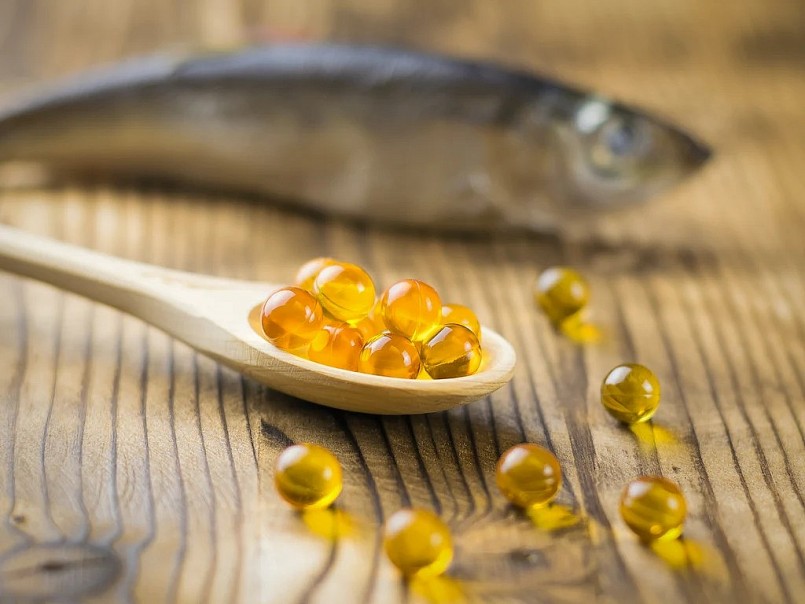 Dầu cá - Nguồn axit béo omega-3 tốt cho tim, mắt và não bộ