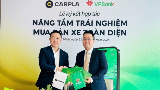 VPBank hợp tác Carpla nâng tầm trải nghiệm mua bán xe toàn diện