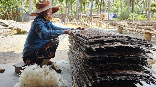 Phát triển Làng nghề truyền thống sản xuất bánh tráng, bún số 8