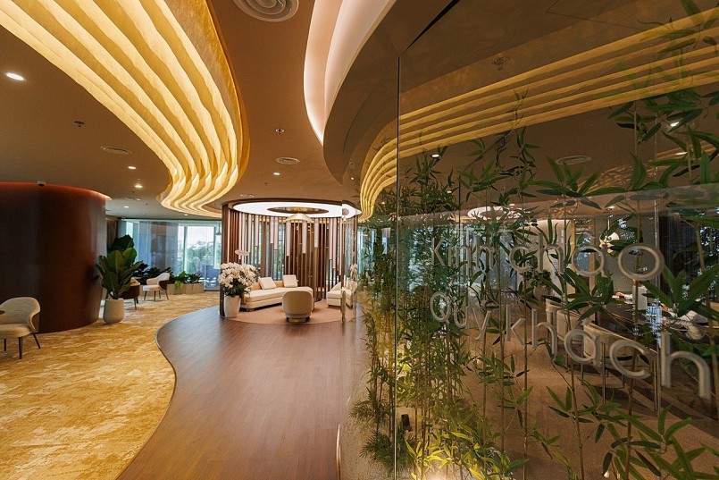 Không gian sang trọng của Diamond Lounge