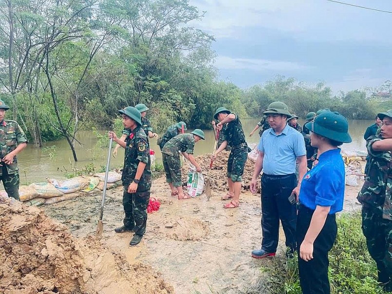 Huyện Thạch Thất nỗ lực khắc phục hậu quả sau mưa lũ