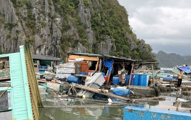 Nhiều hộ nuôi trồng thủy sản ở tỉnh Quảng Ninh bị thiệt hại nặng nề do bão số 3.