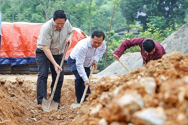 Thủ tướng phát động phong trào “xóa nhà tạm, nhà dột nát” trong năm 2025