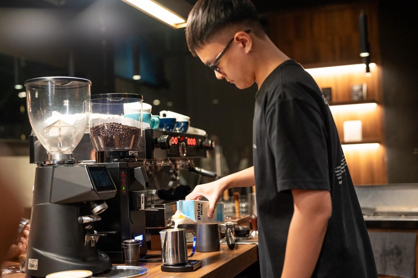 Dalatmilk Barista Championship 2024: Barista đến với nghệ thuật Latte Art hoàn hảo