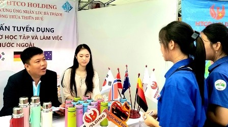 Thừa Thiên Huế đưa gần 2.000 lao động đi làm việc ở nước ngoài