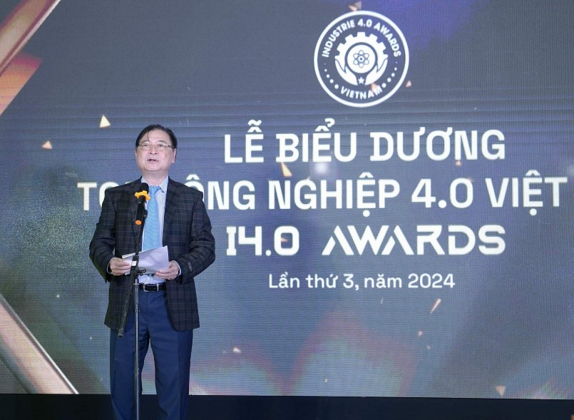 TS Phan Xuân Dũng, Chủ tịch Liên hiệp các hội khoa học và kỹ thuật Việt Nam (VUSTA) phát biểu tại buổi lễ