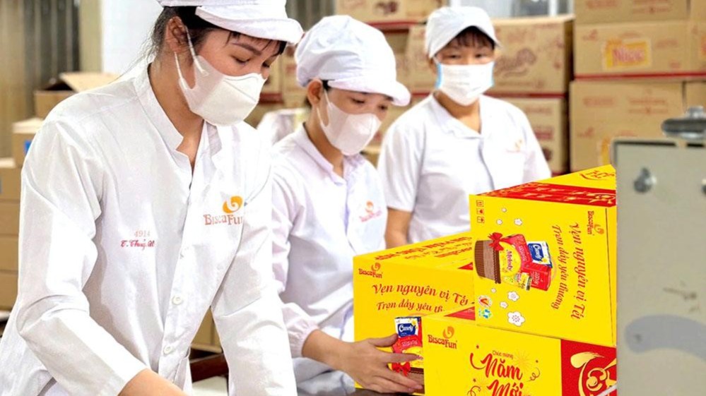 Doanh thu bán lẻ hàng hóa 10 tháng tăng 7,8%, sức mua dịp Tết sắp tới khó dự đoán