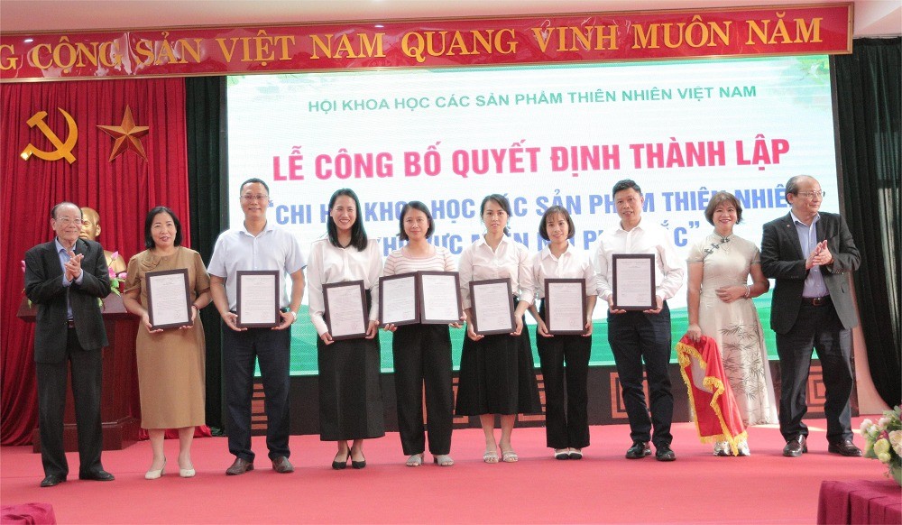 Thành lập Chi Hội Khoa học các sản phẩm thiên nhiên Việt Nam Khu vực miền núi phía Bắc