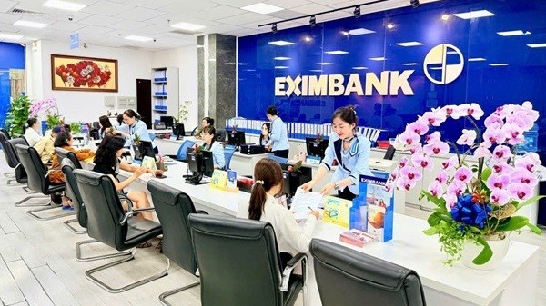 Phía sau ồn ào việc Eximbank dời trụ sở chính