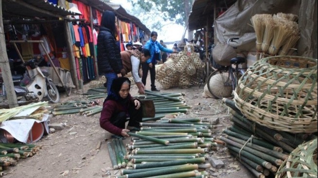 Độc đáo phiên chợ chuẩn "quê" giữa lòng Hà Nội