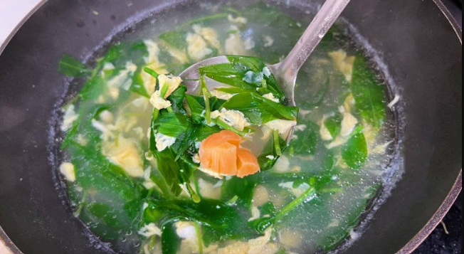Loài cây dại người Việt đều nhổ bỏ giúp khoẻ gan, tốt cho khớp
