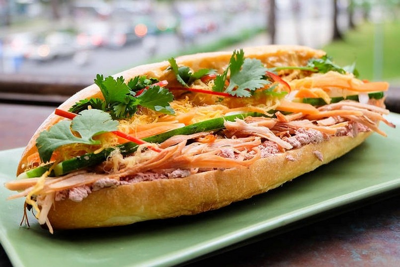 Món bánh mì quen thuộc nhưng không phải ai cũng nên ăn