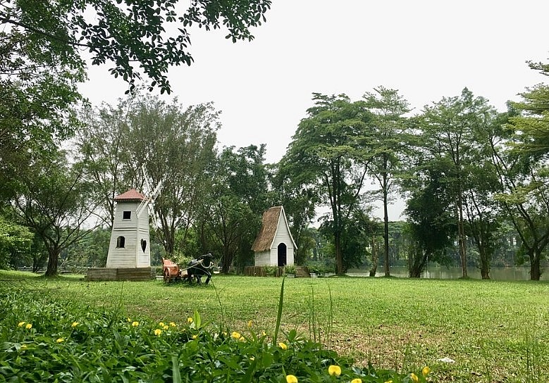 Mê Linh phát triển làng nghề trồng hoa gắn với du lịch trải nghiệm