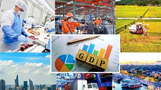 Chính phủ đặt mục tiêu GDP tăng 8-10% năm 2025