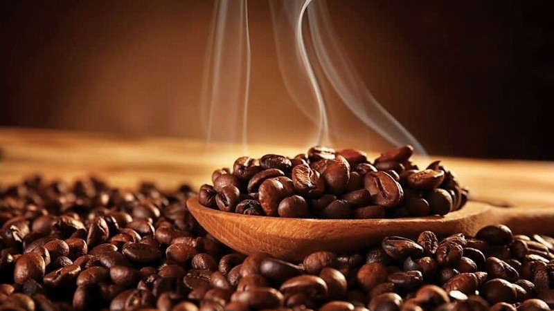 Chuyên gia nhận định về thị trường cà phê tuần này: Đà tăng Arabica tốt hơn Robusta