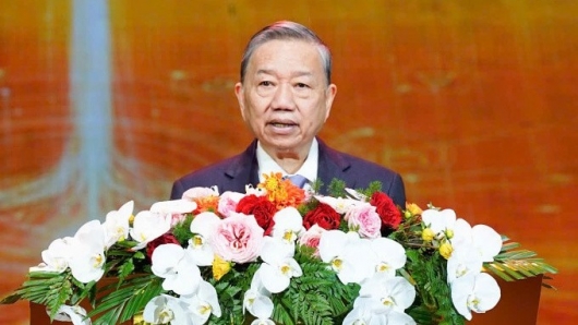 Tổng Bí thư Tô Lâm: Chuyển đổi số để Việt Nam thu hẹp khoảng cách phát triển với khu vực và thế giới