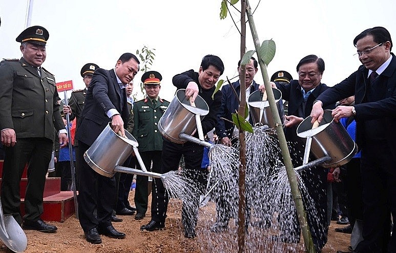 Chủ tịch nước Lương Cường dự 'Tết trồng cây Đời đời nhớ ơn Bác Hồ' tại tỉnh Lạng Sơn