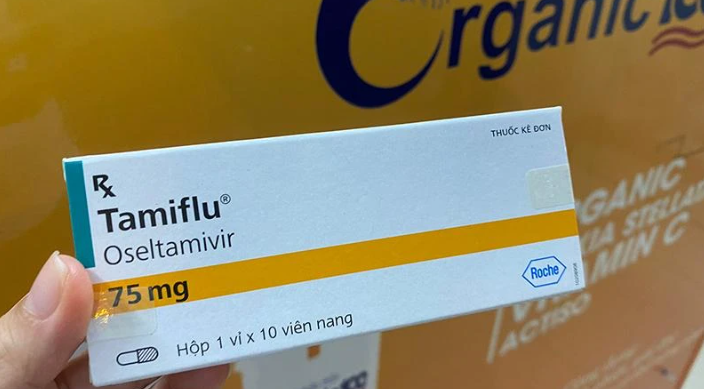 Cúm A bùng phát, thuốc Tamiflu "khan hàng", loạn giá