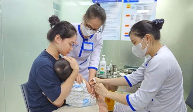 Số ca sởi tăng nhanh, cần chủ động phòng ngừa sởi bằng vaccine