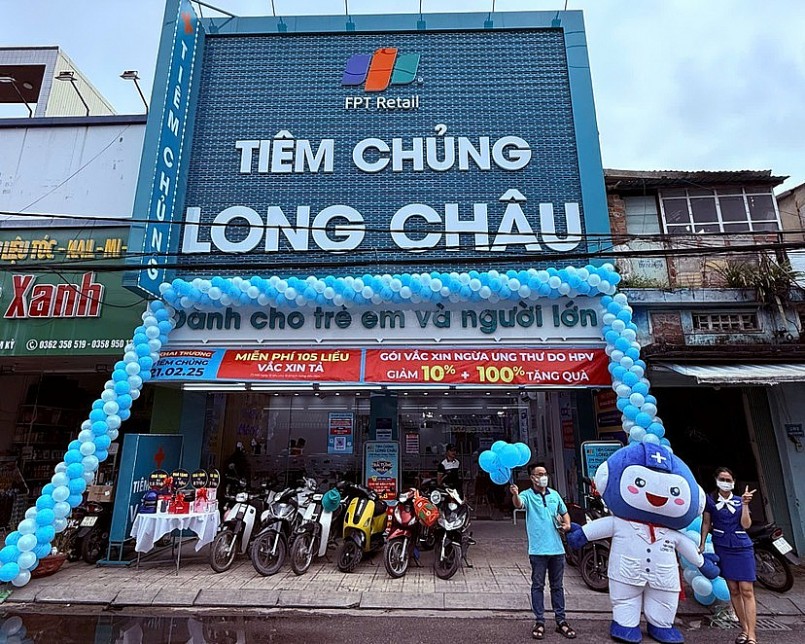 FPT Long Châu cấp cứu thành công bé 15 tháng tuổi lên cơn co giật