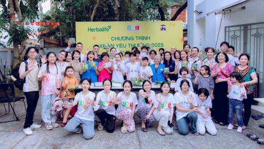 Herbalife Việt Nam tổ chức chương trình thường niên “Xuân Yêu Thương” cho trẻ em và người cao tuổi có hoàn cảnh khó khăn tại các Trung tâm Casa Herbal