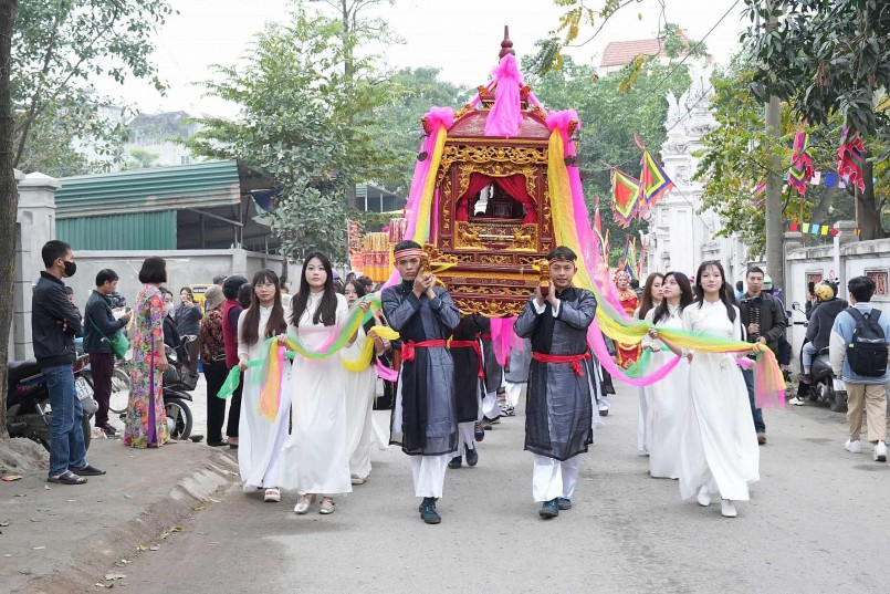 Lễ hội truyền thống phường Định Công: Nơi tôn vinh giá trị văn hóa, khuyến học, khuyến tài