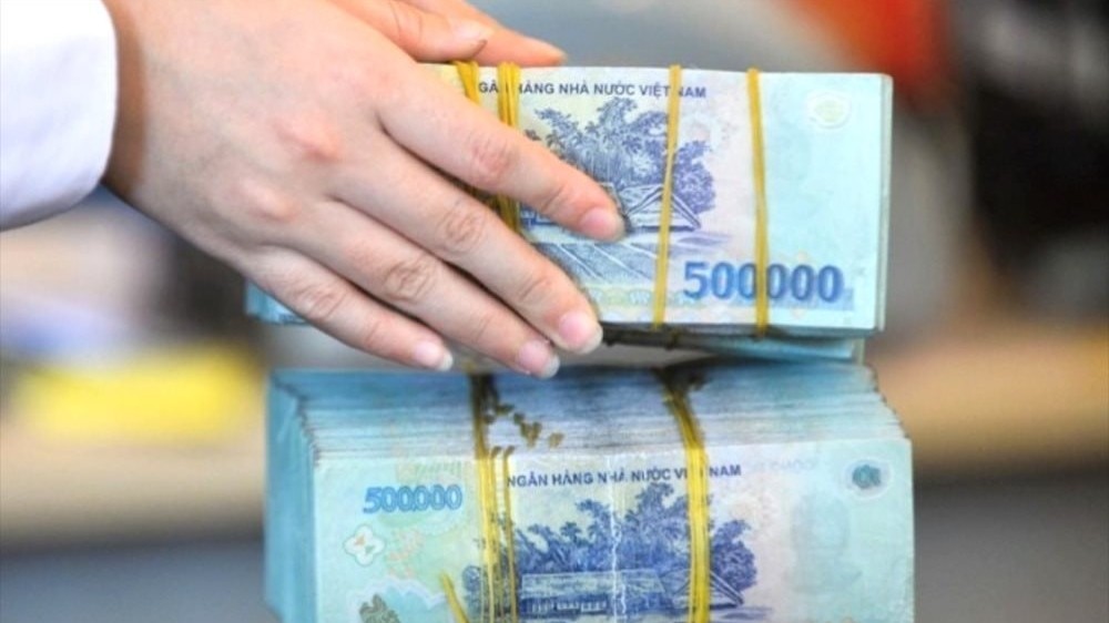 Chỉ còn 3 ngân hàng giữ mức lãi suất 6%/năm