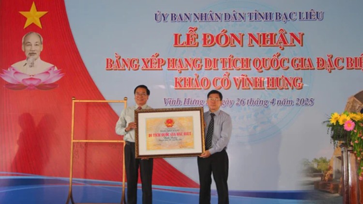 Tháp cổ Vĩnh Hưng được xếp hạng Di tích Quốc gia đặc biệt