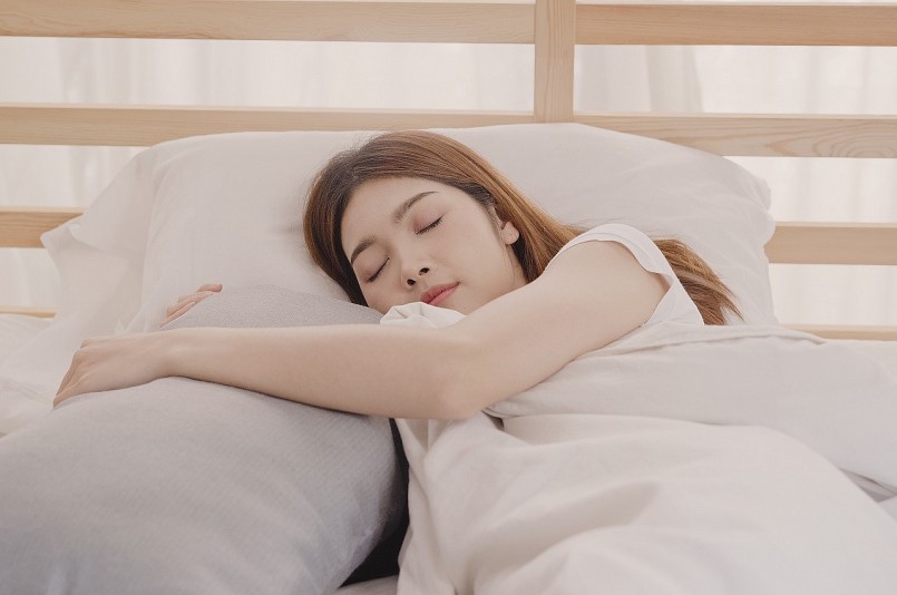 Giấc ngủ là một quá trình sinh học tự nhiên và phức tạp, đóng vai trò quan trọng trong việc phục hồi cơ thể và não bộ.
