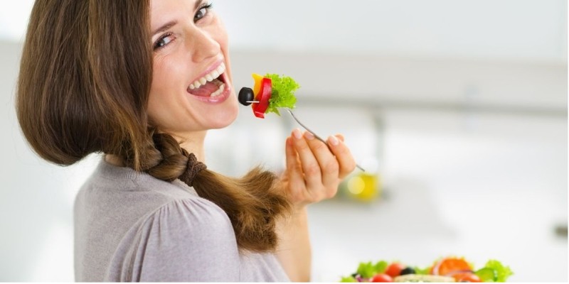 4 cách ăn uống lành mạnh, hạn chế tăng cân ngày lễ