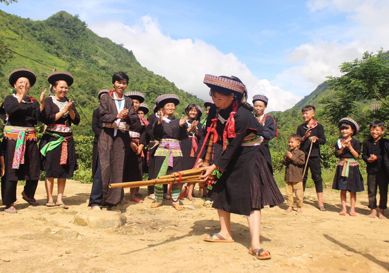 Chợ tình Sapa - Nét đẹp văn hóa của người Mông ở Tây Bắc